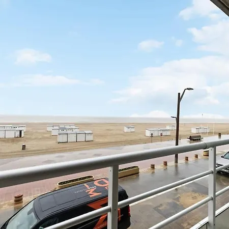 Huswell - With Frontal Sea View In Appartement